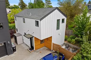 311 NW 89th St, Seattle, WA 98117 - Photo 23