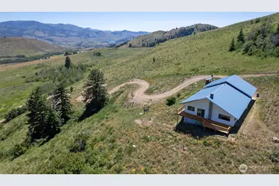 427 Rendezvous Road, Winthrop, WA 98862 - Photo 39
