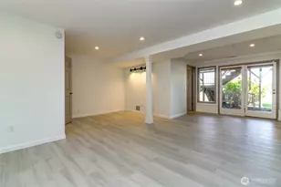 16235 NE 51st St, Redmond, WA 98052 - Photo 9