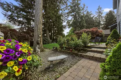 9105 Vancouver Drive NE, Lacey, WA 98516 - Photo 7