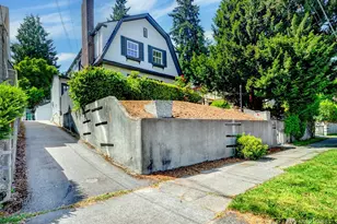 6541 20th Ave NE, Seattle, WA 98115 - Photo 3