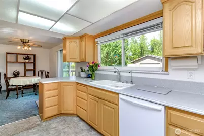 13632 183rd Avenue SE, Renton, WA 98059 - Photo 7