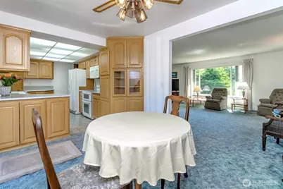 13632 183rd Avenue SE, Renton, WA 98059 - Photo 9