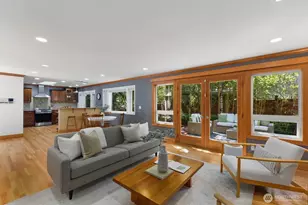 9925 SE 5th St, Bellevue, WA 98004 - Photo 11