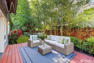 9925 SE 5th St, Bellevue, WA 98004 - Photo 15