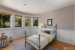 9925 SE 5th St, Bellevue, WA 98004 - Photo 23