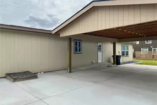 1701 E Burr Ave Ct, Moses Lake, WA 98837 - Photo 3