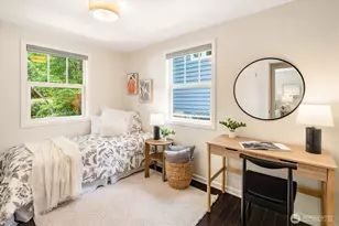 526 N 84th St, Seattle, WA 98103 - Photo 17
