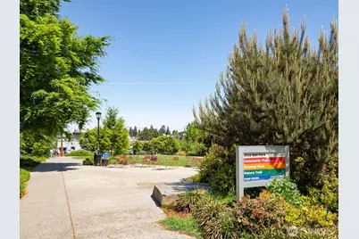 526 N 84th Street, Seattle, WA 98103 - Photo 37