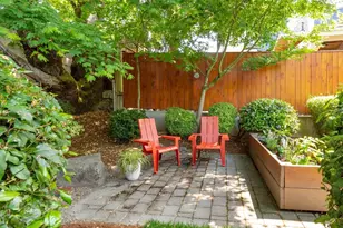 526 N 84th St, Seattle, WA 98103 - Photo 27