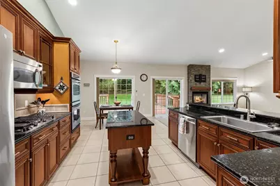 2530 106th Lane SE, Olympia, WA 98501 - Photo 3