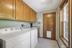 13085 Sunrise Dr, Mount Vernon, WA 98273 - Photo 37