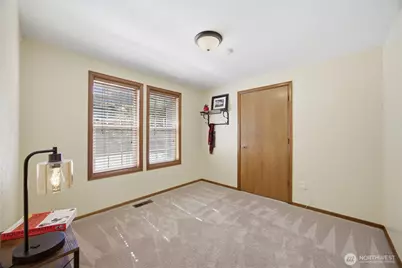 13085 Sunrise Drive, Mount Vernon, WA 98273 - Photo 19