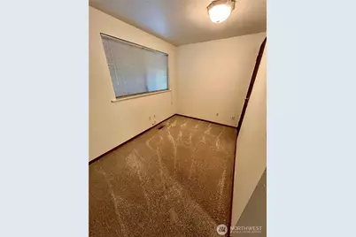 14415 Golden Given Road E, Tacoma, WA 98445 - Photo 13