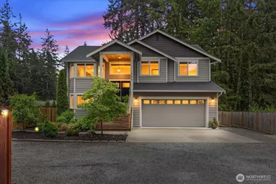 19827 Cypress Way Way, Lynnwood, WA 98036 - Photo 1