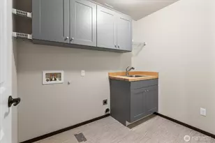 19827 Cypress Way Way, Lynnwood, WA 98036 - Photo 29