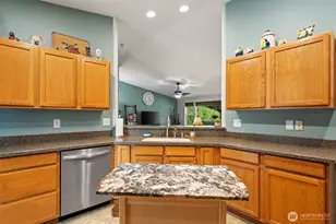 171 E Rauschert Rd, Grapeview, WA 98546 - Photo 13