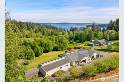 171 E Rauschert Road, Grapeview, WA 98546 - Photo 1
