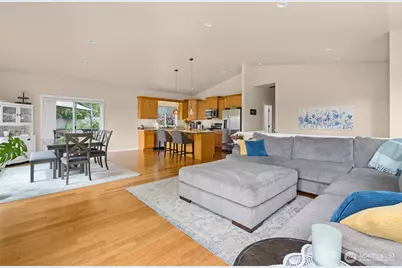 16411 Country Club Drive, Burlington, WA 98233 - Photo 11