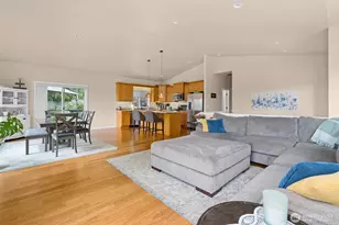 16411 Country Club Dr, Burlington, WA 98233 - Photo 11