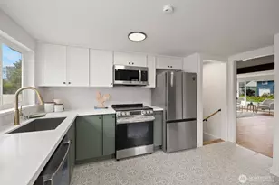 7035 S Prospect St, Tacoma, WA 98409 - Photo 17