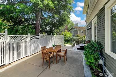 1225 9th Avenue W, Seattle, WA 98119 - Photo 35