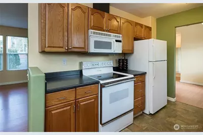 6461 NE 181st Street, Kenmore, WA 98028 - Photo 3