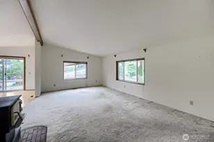 17125 Woodcrest Dr NE, Bothell, WA 98011 - Photo 3
