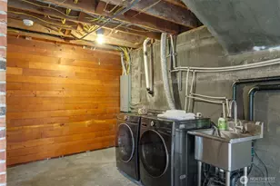 3811 39th Ave S, Seattle, WA 98118 - Photo 29