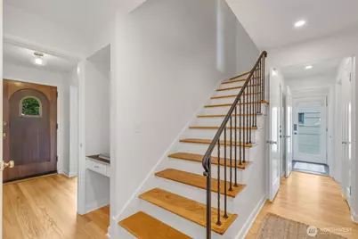 3811 39th Avenue S, Seattle, WA 98118 - Photo 15