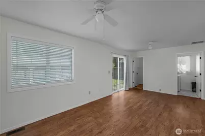 20711 1st Avenue E, Spanaway, WA 98387 - Photo 9