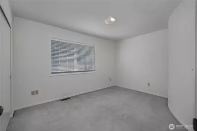 20711 1st Avenue E, Spanaway, WA 98387 - Photo 21