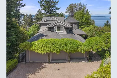 15889 25th Avenue SW, Burien, WA 98166 - Photo 1
