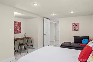 902 22nd Ave, Seattle, WA 98122 - Photo 21