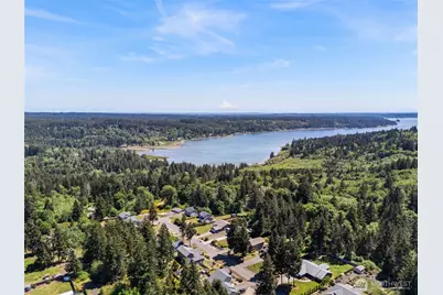 100 E Cardinal Court, Allyn, WA 98524 - Photo 33