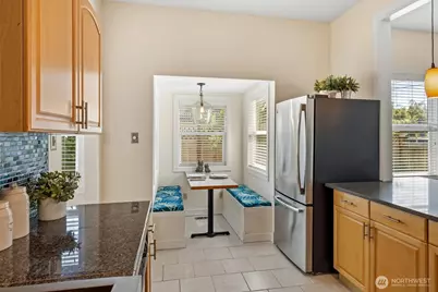 3228 39th Avenue SW, Seattle, WA 98116 - Photo 17