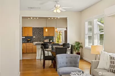3228 39th Avenue SW, Seattle, WA 98116 - Photo 5