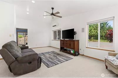 414 Chilvers Rd #D, Chehalis, WA 98532 - Photo 7