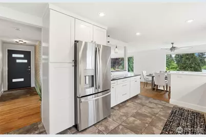 4543 50th Avenue SW, Seattle, WA 98116 - Photo 9
