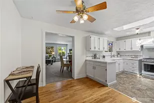 21718 88th Ave W, Edmonds, WA 98026 - Photo 15