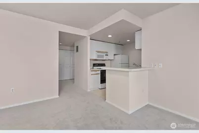 2600 2nd Avenue #503, Seattle, WA 98121 - Photo 7