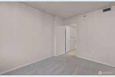 2600 2nd Avenue #503, Seattle, WA 98121 - Photo 13