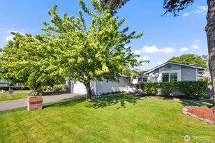 407 Berninger St, Enumclaw, WA 98022 - Photo 3