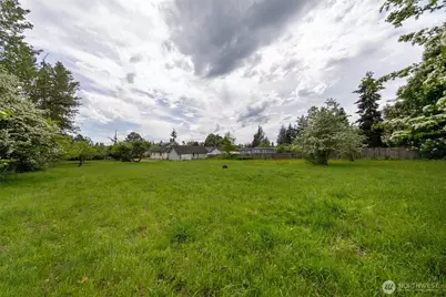 7911 276th Street NW, Stanwood, WA 98292 - Photo 33