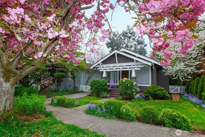 6525 23rd Avenue NE, Seattle, WA 98115 - Photo 1