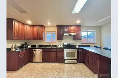 14231 53rd Avenue S, Tukwila, WA 98168 - Photo 9