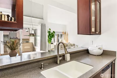4421 147th Place NE #B6, Bellevue, WA 98007 - Photo 13