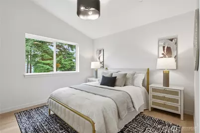 9725 Evanston Avenue N #B, Seattle, WA 98103 - Photo 21