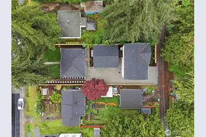 9725 Evanston Avenue N #B, Seattle, WA 98103 - Photo 31