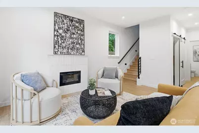 9725 Evanston Avenue N #B, Seattle, WA 98103 - Photo 9